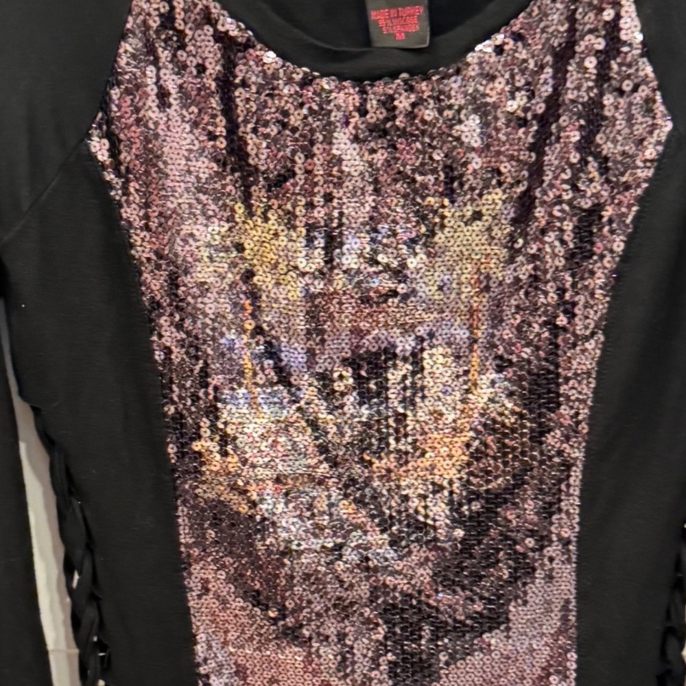 Sturgis '09 woman's black Biker babe long sleeve top Med hidden sequence EUC - Picture 8 of 8